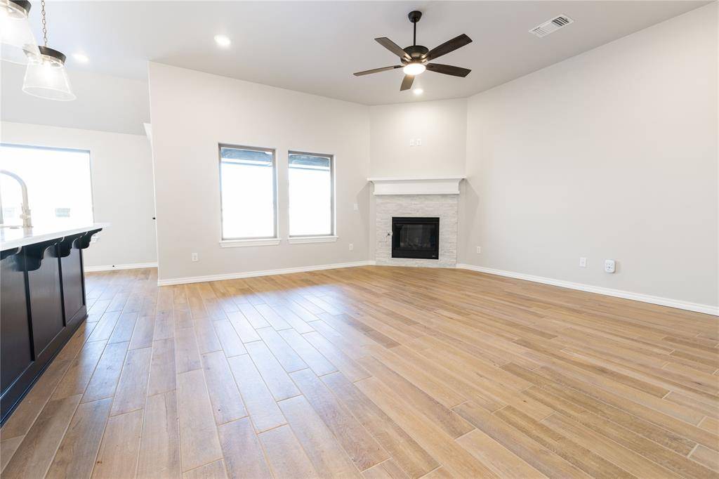 8105 NW 152nd Street, Edmond, OK 73013