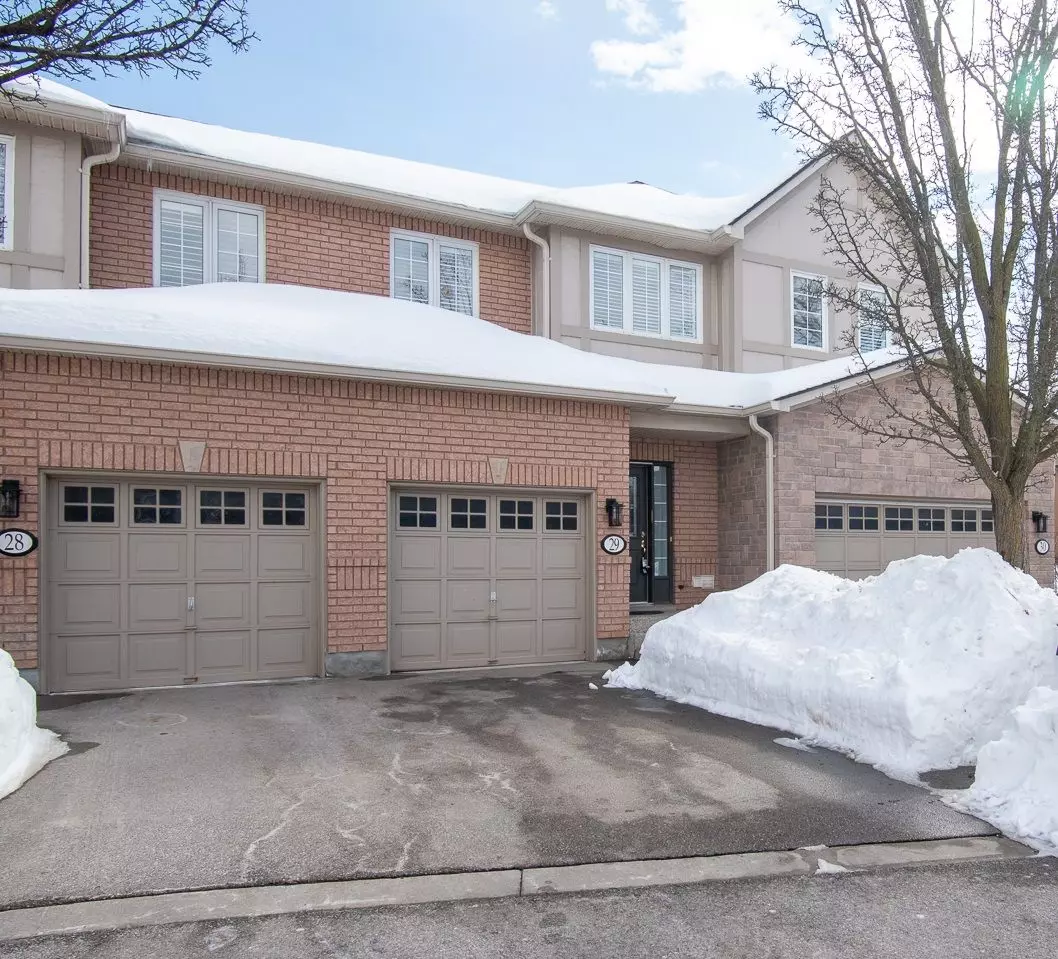 Oakville, ON L6H 2S5,1050 Grand BLVD #29