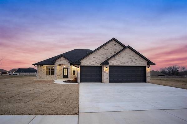 1421 Buckhorn Place, Tuttle, OK 73089