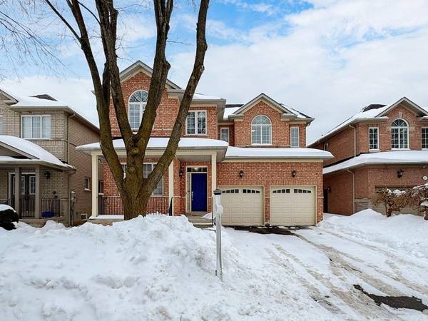 29 Glenhaven ST, Markham, ON L6C 2W8