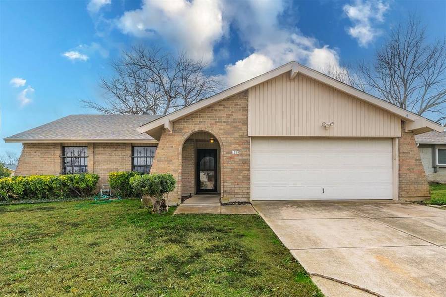 1308 Natches Drive, Arlington, TX 76014