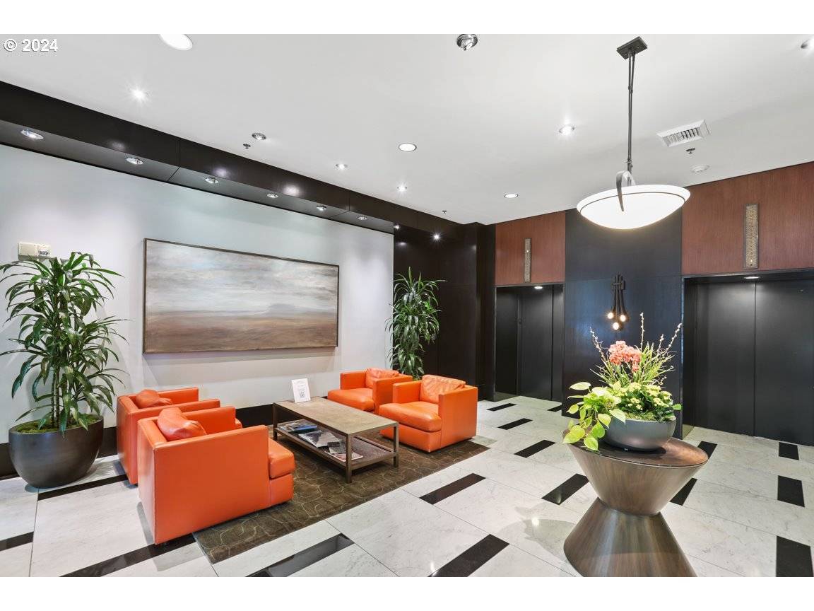 Portland, OR 97209,333 NW 9TH AVE #509