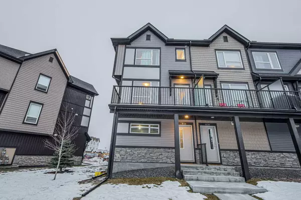 826 Belmont DR Southwest, Calgary, AB T2X 4A6