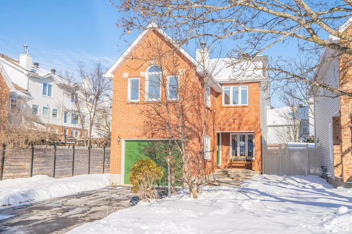 Barrhaven, ON K2J 4C4,7 Masonbrook ST