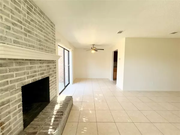 Garland, TX 75040,4001 N Garland Avenue #4