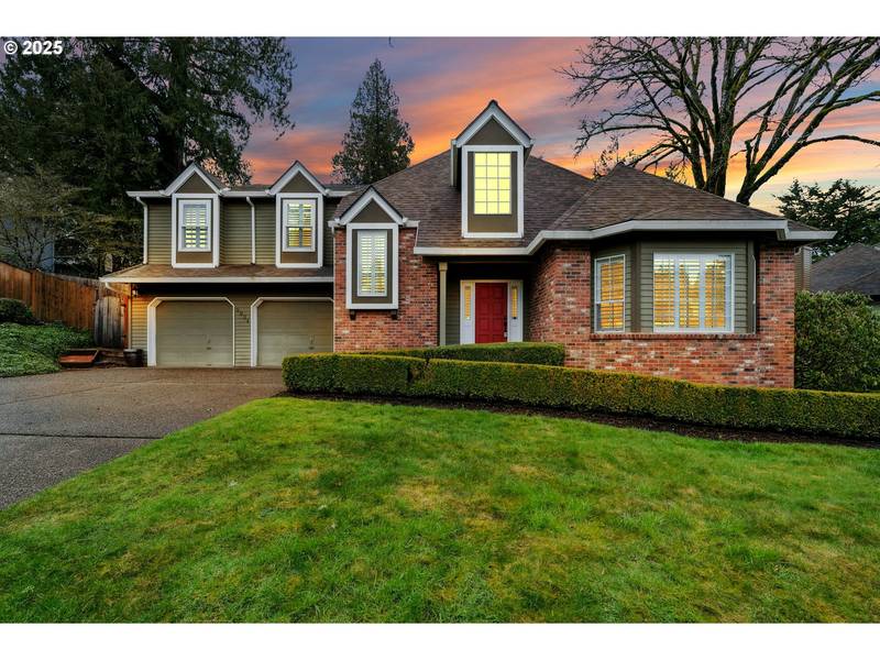 5934 SW KNIGHTSBRIDGE DR, Portland, OR 97219