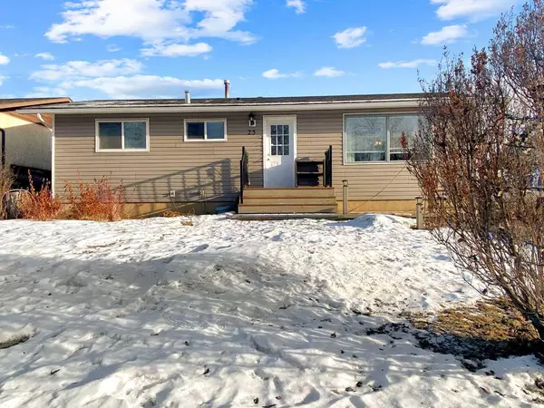 23 Moberly CRES, Fort Mcmurray, AB T9H 1H1