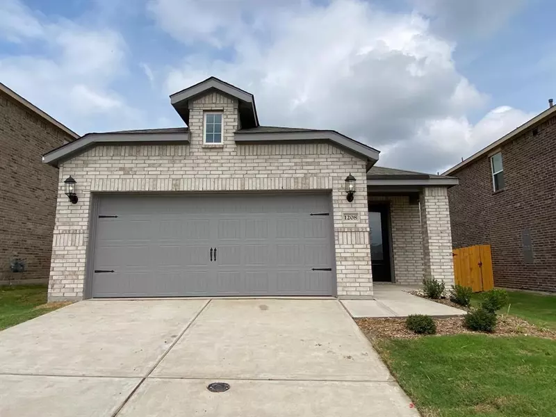 1208 Ginsburg Lane, Princeton, TX 75407