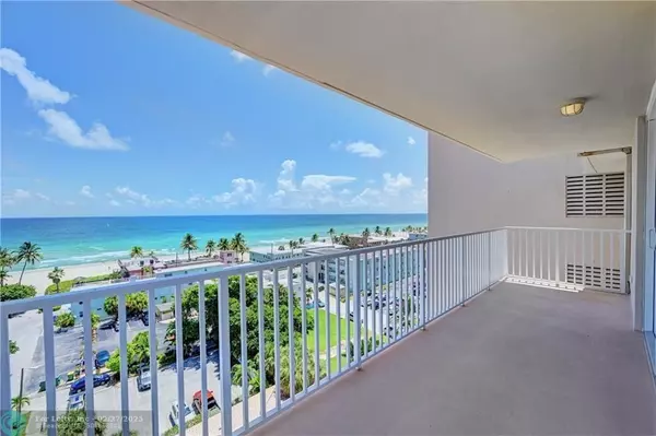 1401 S OCEAN  DR.  #PH3, Hollywood, FL 33019