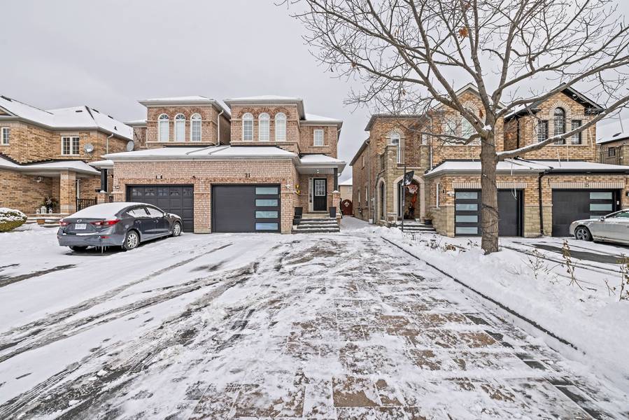 21 Deepsprings CRES, Vaughan, ON L6A 3M4