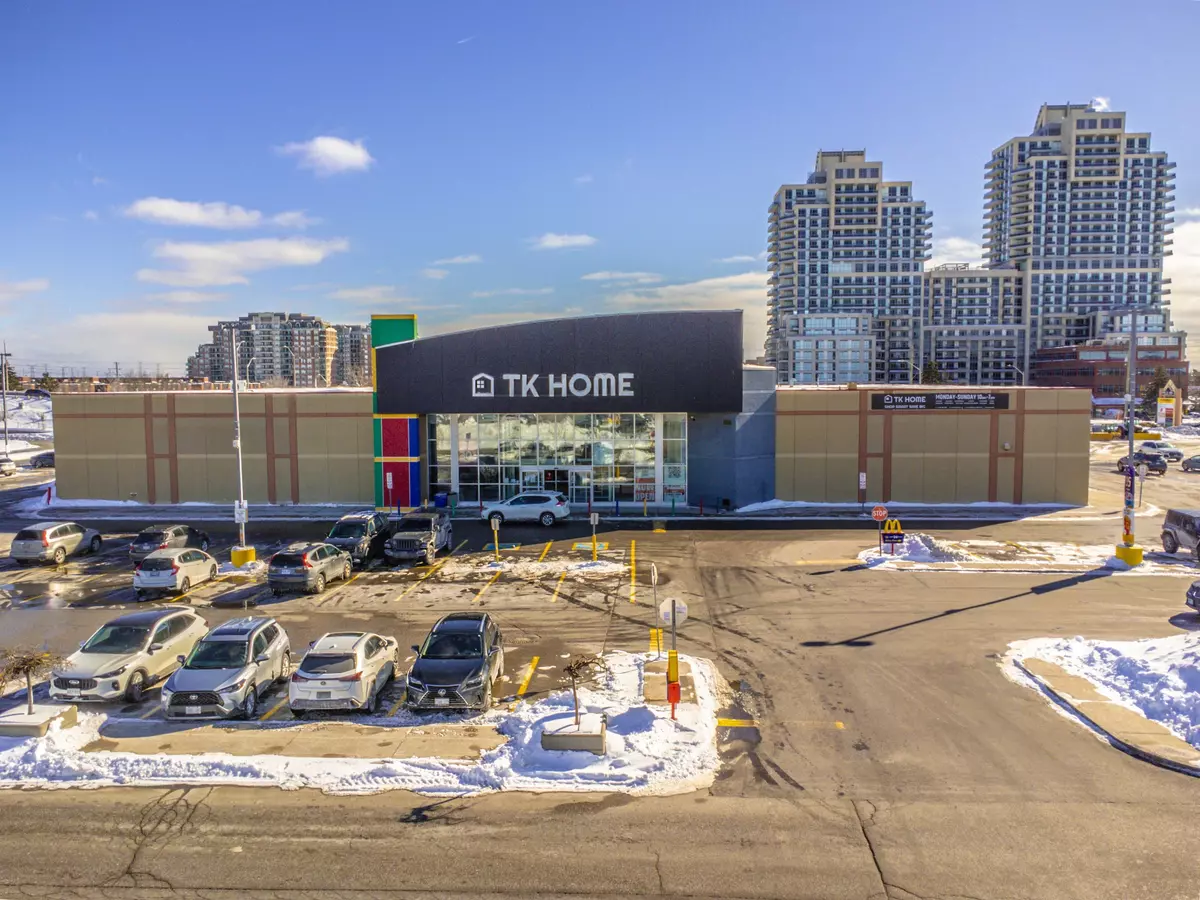 Richmond Hill, ON L4C 0A8,9325 Yonge ST