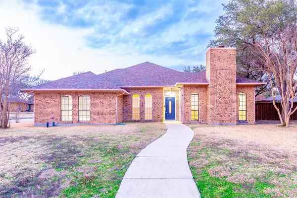 Murphy, TX 75094,411 Rocky Glen Circle