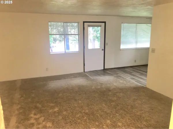 5495 A St. Units 77-80, Springfield, OR 97478