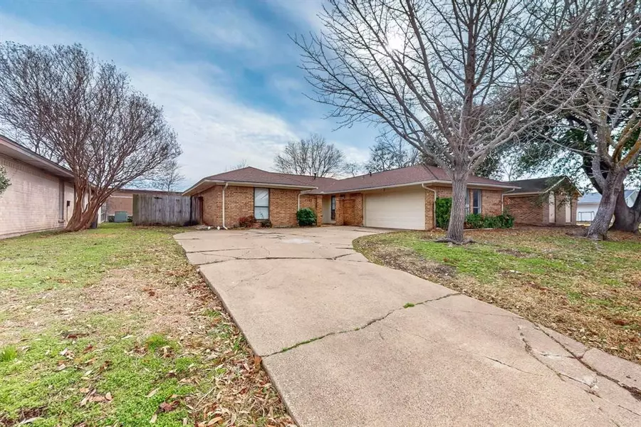 7202 Lakeshore Drive, Rowlett, TX 75089