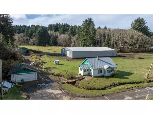 90408 CAPE ARAGO HWY, Coos Bay, OR 97420