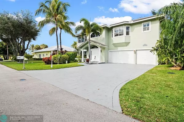 Fort Lauderdale, FL 33309,2801 Oak Tree Dr