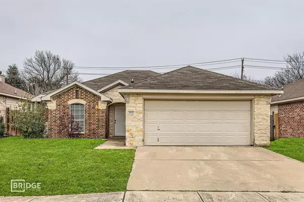 1025 Morrison Drive, Fort Worth, TX 76120