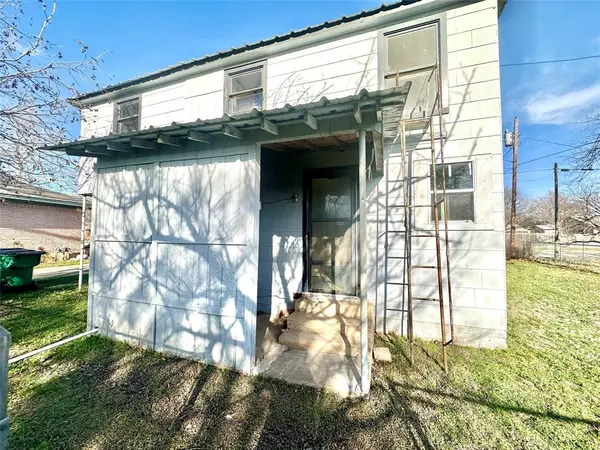 Goldthwaite, TX 76844,1605 Reynolds Street