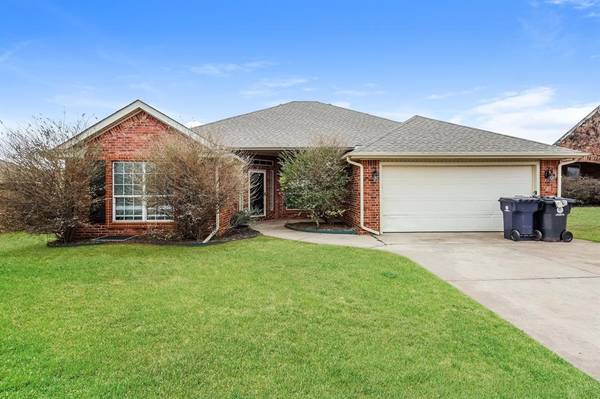 13216 SW 2nd Street, Yukon, OK 73099