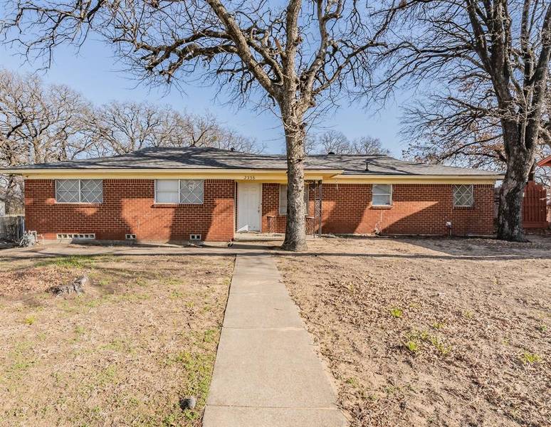 2336 Juniper Street, Haltom City, TX 76117