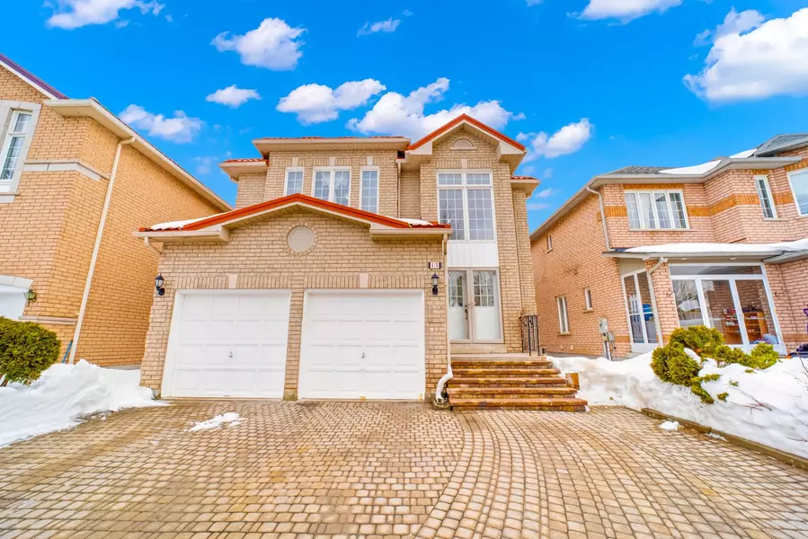 11 Ferncliffe CRES, Markham, ON L3S 4N9