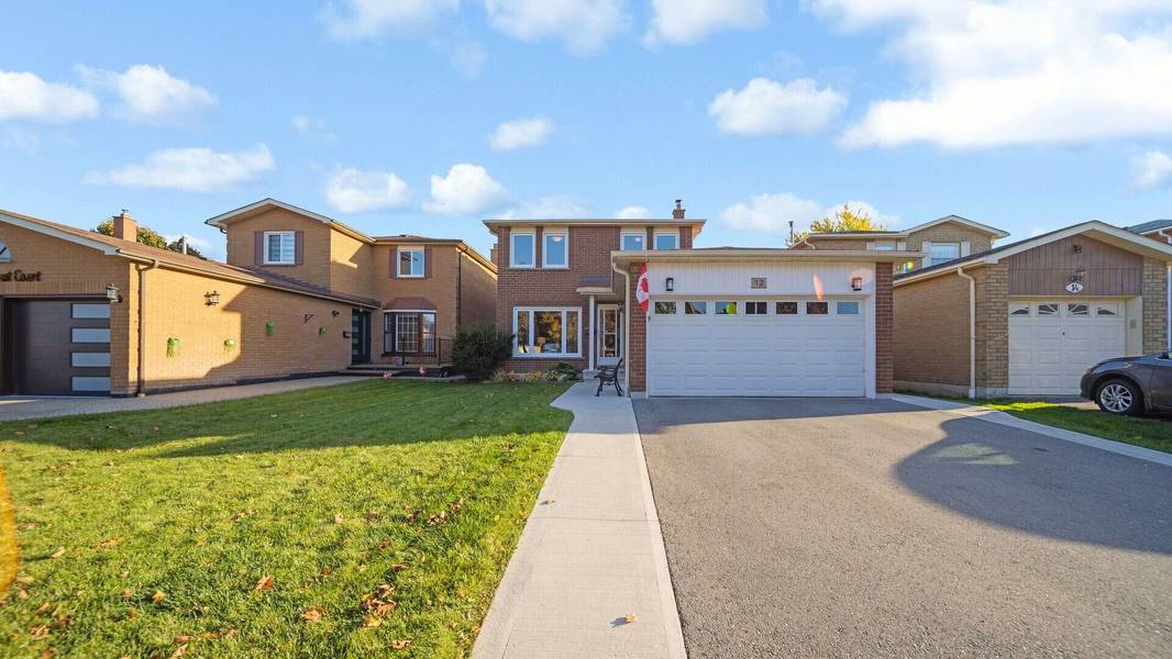 12 Willowcrest CT, Brampton, ON L6X 2X8