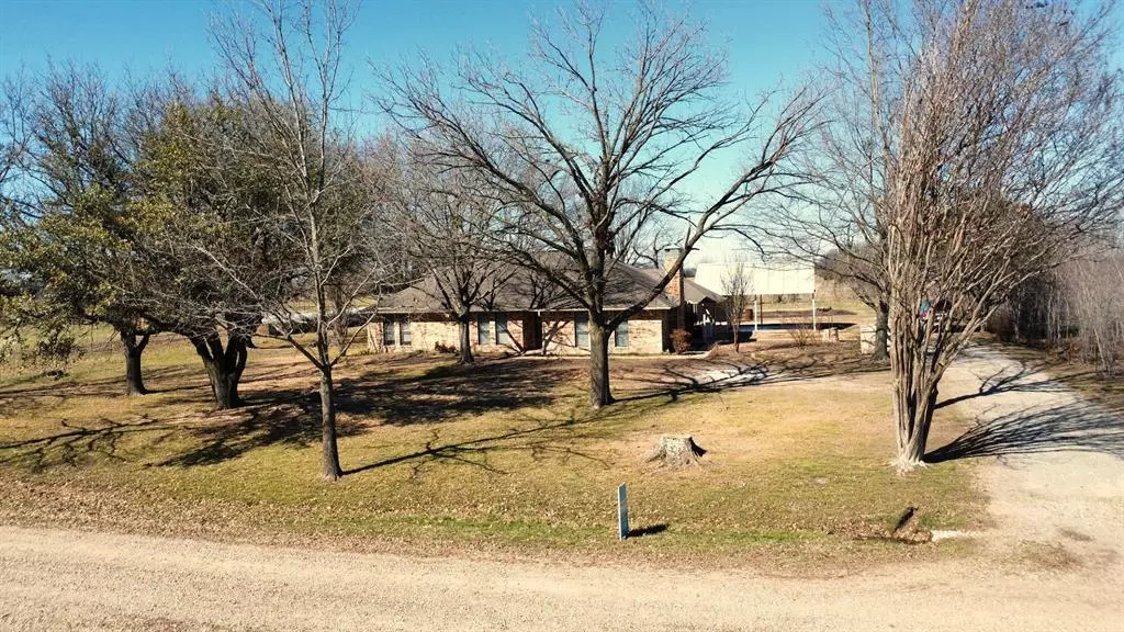 Bonham, TX 75418,1140 County Road 2500