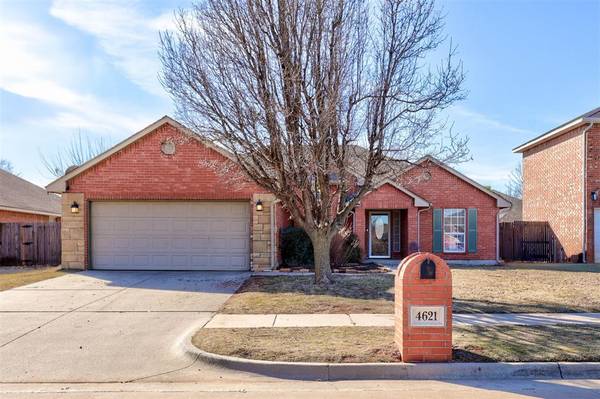 4621 Fawn Run Drive, Yukon, OK 73099