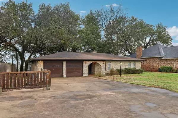 Granbury, TX 76049,117 Casas Del Sur Street