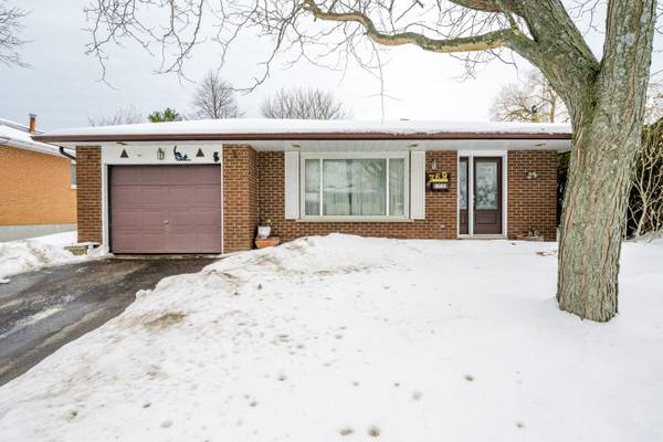 769 Westwood DR, Cobourg, ON K9A 4N3