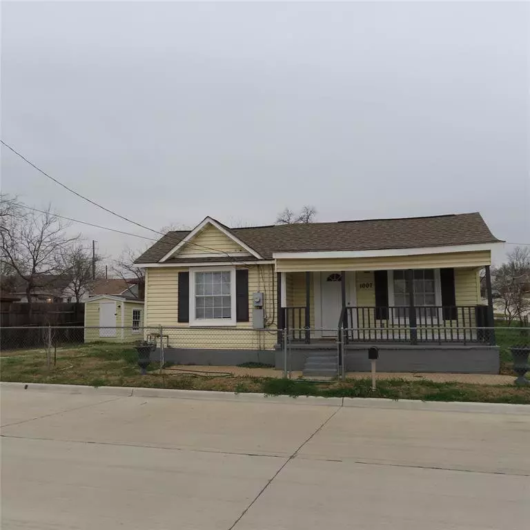 Carrollton, TX 75006,1007 Palm Street