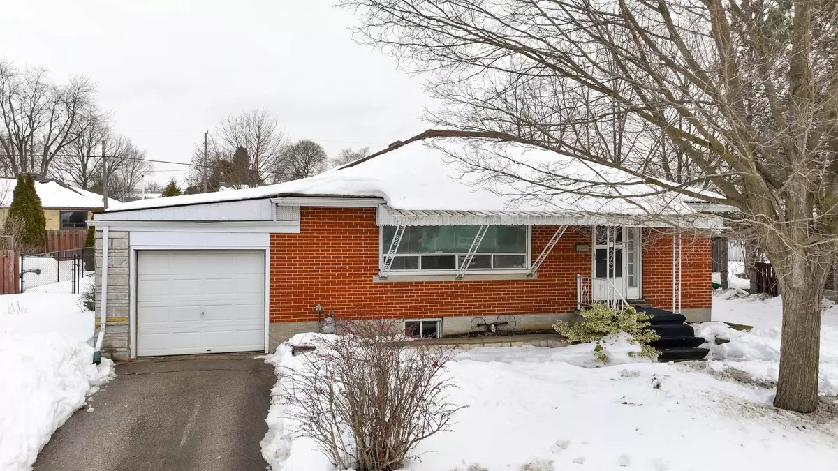 Guelph, ON N1H 6C3,13 Ridgewood AVE