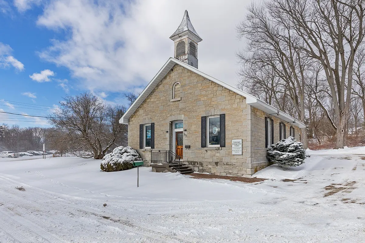 Kingston, ON K7M 3N1,911 Purdy's Mill RD