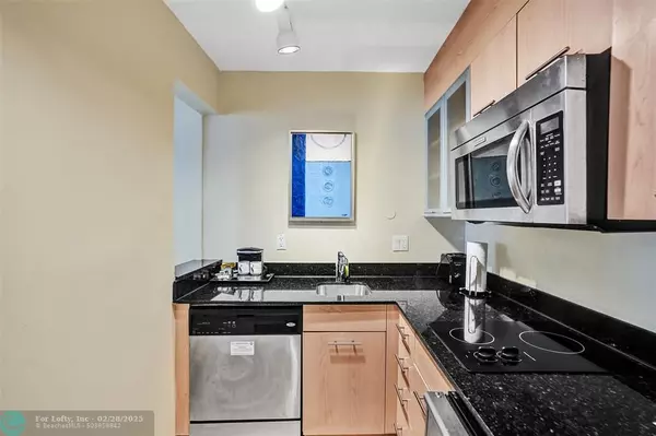 Fort Lauderdale, FL 33304,2670 E Sunrise Blvd #1217