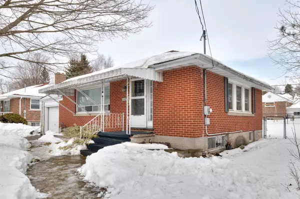 Guelph, ON N1H 6C3,13 Ridgewood AVE