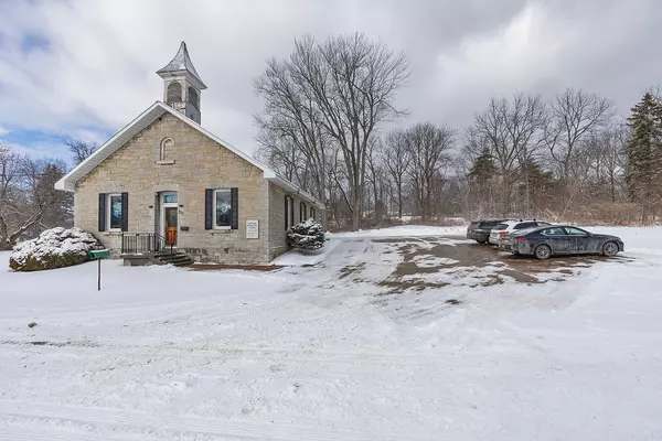 Kingston, ON K7M 3N1,911 Purdy's Mill RD