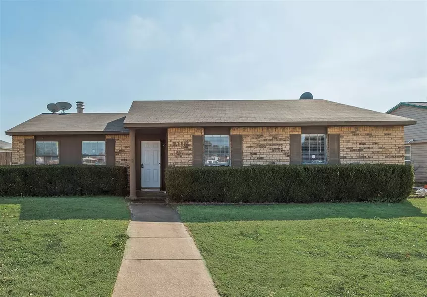 2116 E Peters Colony Road, Carrollton, TX 75007