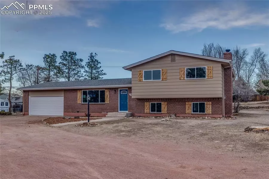 1884 Fuller RD, Colorado Springs, CO 80920