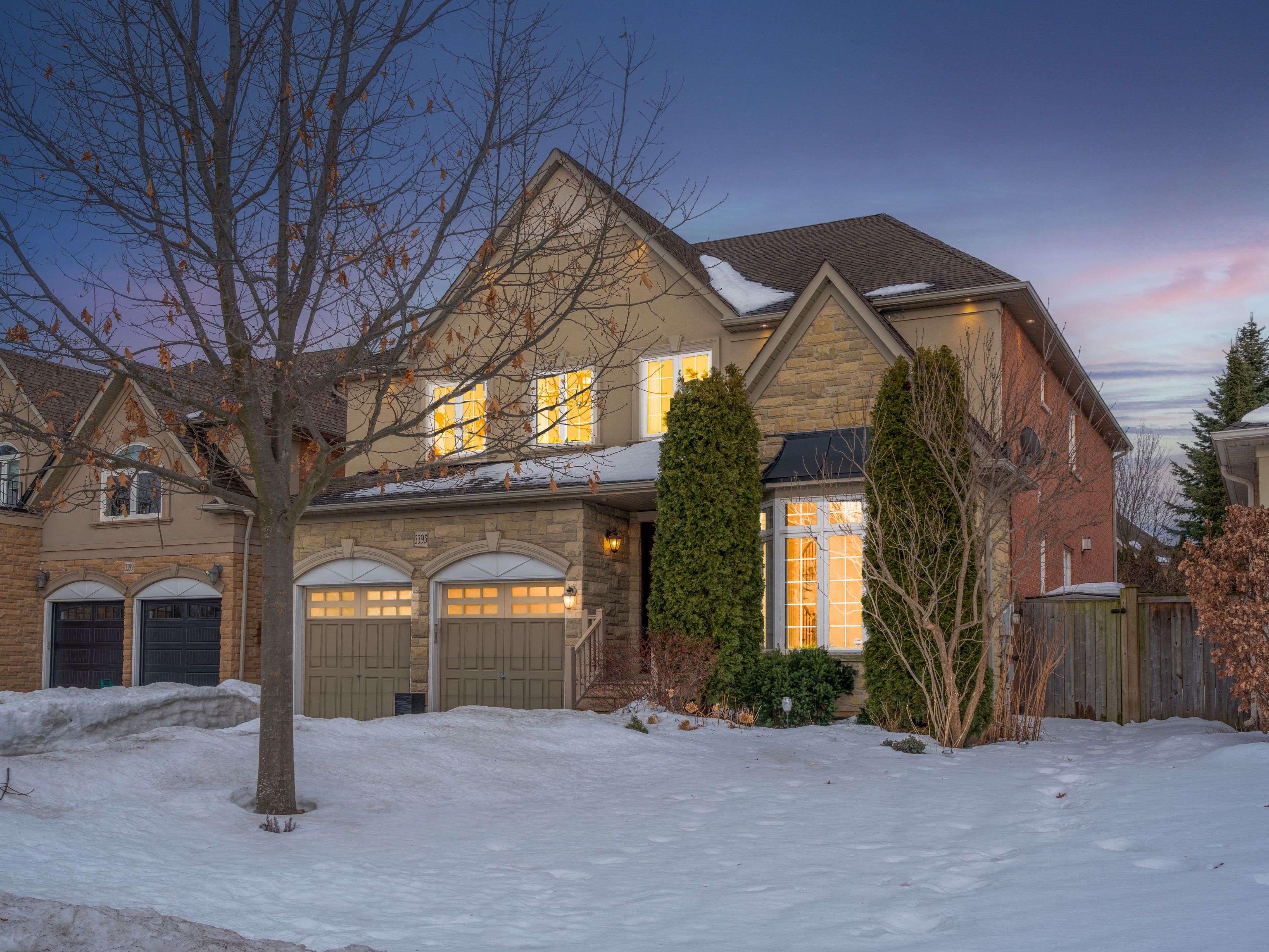 Oakville, ON L6L 6W4,3395 Fox Run CIR