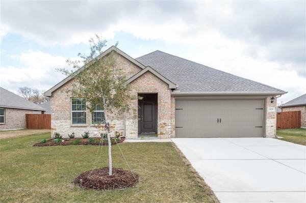 1819 Pecan Valley Drive, Kaufman, TX 75142