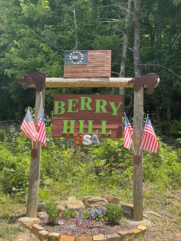 Murphy, NC 28906,0000 Berry Hill Road