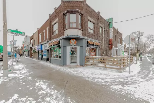 Toronto C04, ON M4N 2L5,3233 Yonge ST