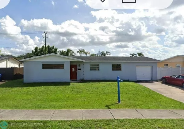 8310 NW 172nd St, Hialeah, FL 33015