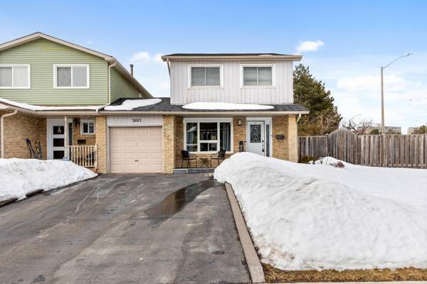 2887 Arles Mews, Mississauga, ON L5N 2N1