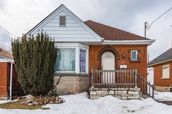 131 Harmony AVE, Hamilton, ON L8H 4Y2