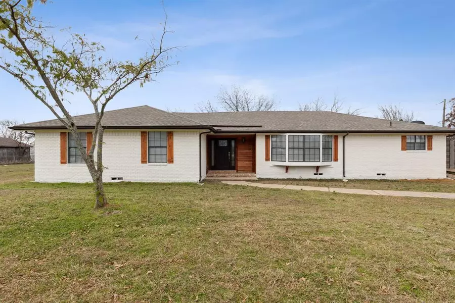 116 Heritage Drive, Burleson, TX 76028