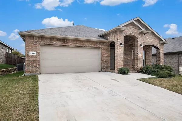 2313 Matador Ranch Drive, Weatherford, TX 76087