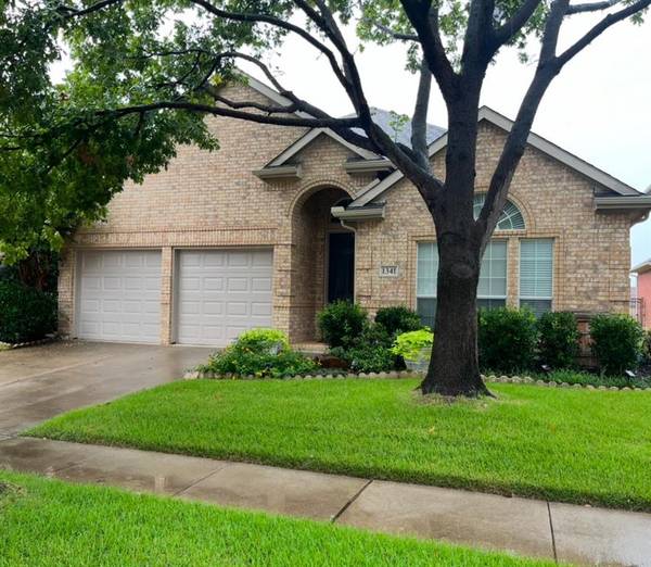 1341 Meadows Avenue, Lantana, TX 76226