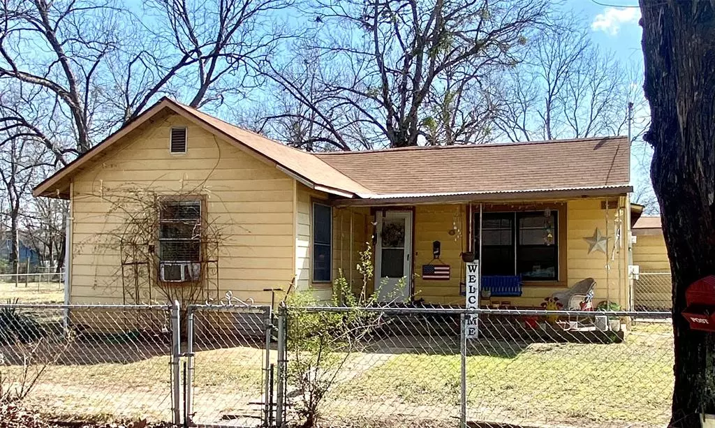 Bonham, TX 75418,1115 S 6th Street