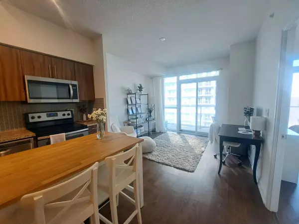 Oakville, ON L6K 3R6,55 Speers RD #1501